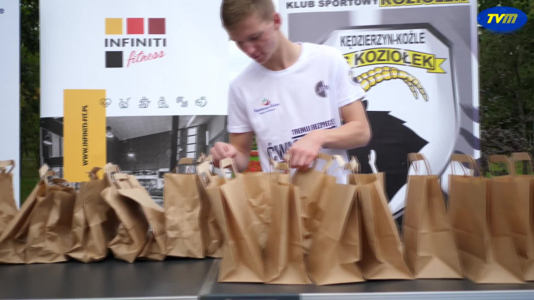 Dipy w parku Pojednania