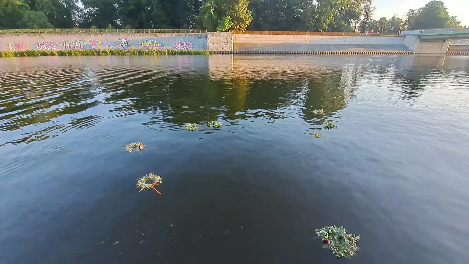 Noc Świętojańska w Koźlu - puszczanie wianków 2